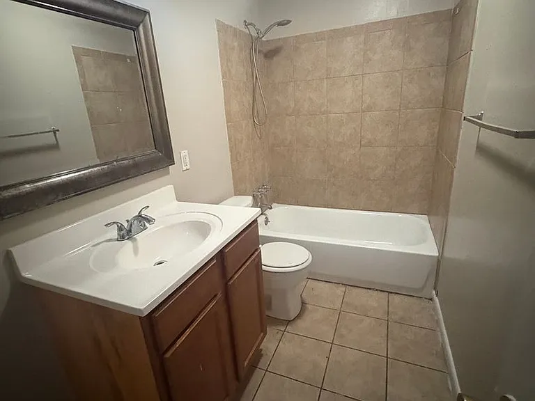 1123 Boulevard St — Photo 3