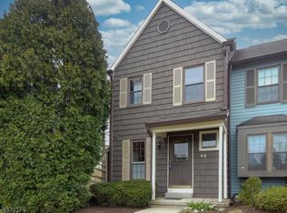 84 Wood Duck Ct, Hackettstown, NJ 07840