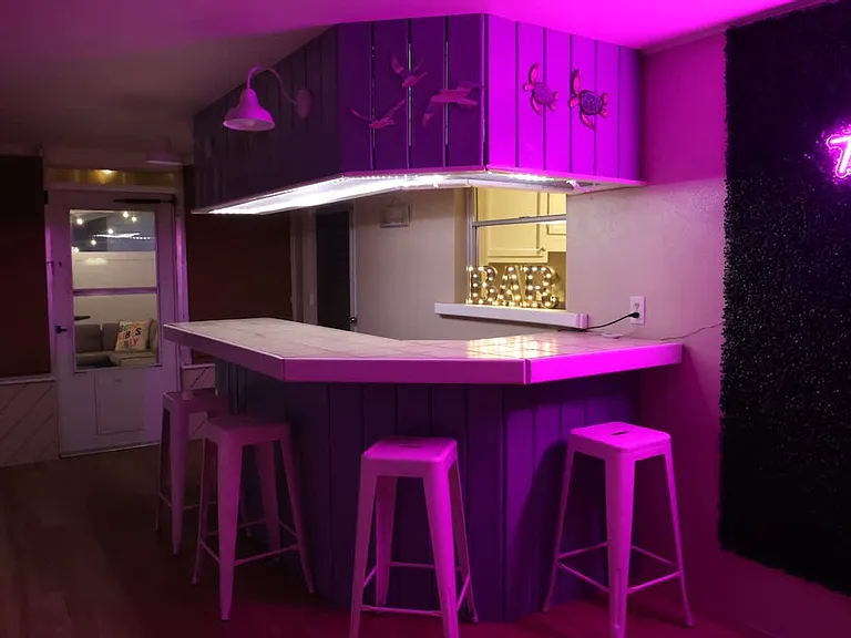 Building's Lounge