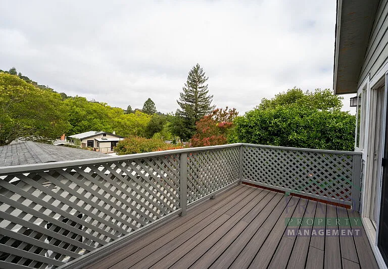 40 Pleasant Ln — Photo 25