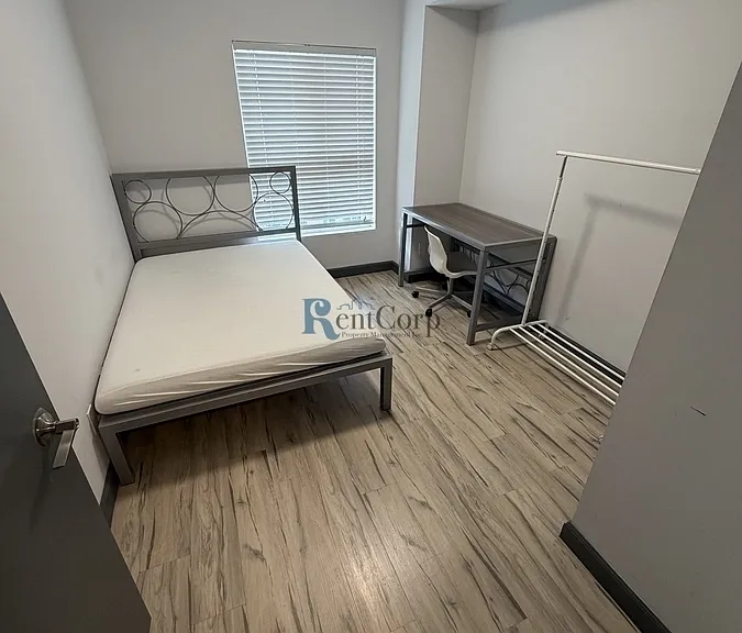258B Sunview St #2127 — Photo 15
