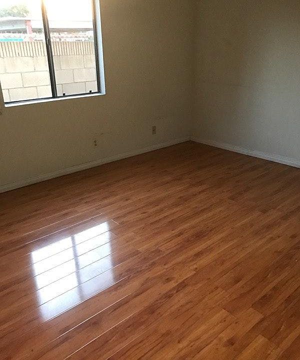 2nd image of 601 Dewey Ave APT Q