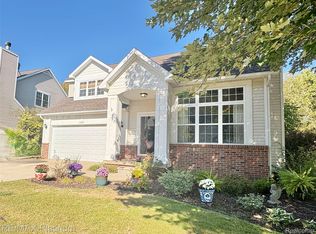 5089 Northfield Dr, Howell, MI