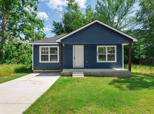 622 W Sabine St, Longview, TX 75601