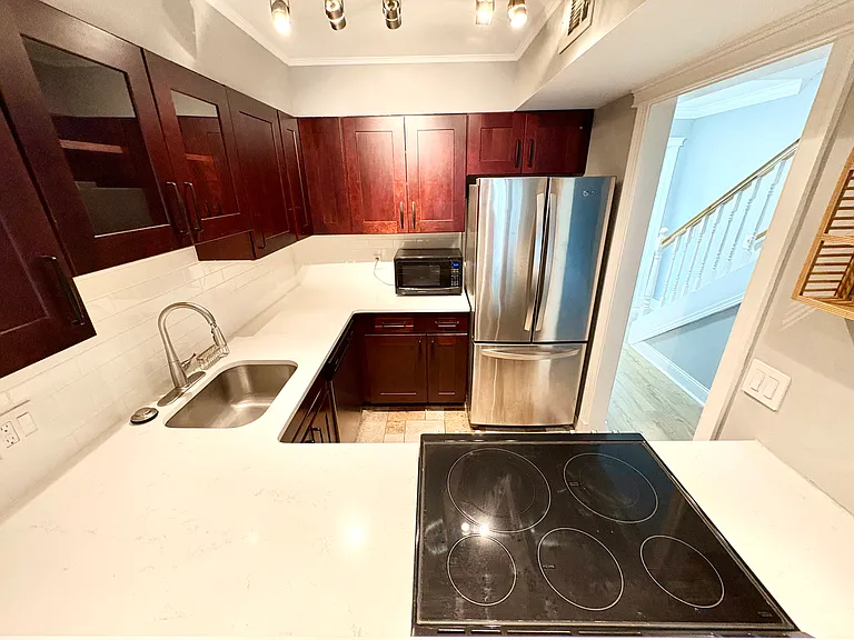 2116 Hobbs Rd #A7 — Photo 10