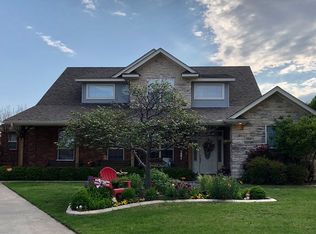 4 Candlewood Ct, Wichita Falls, TX 76308