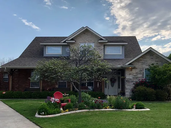4 Candlewood Ct, Wichita Falls, TX 76308