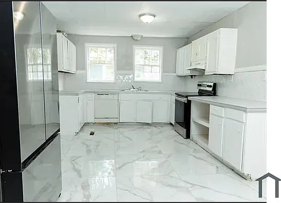 1 bed, $700 — Photo 2