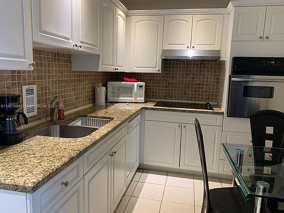 5th image of 4001 S Ocean Dr APT 12G