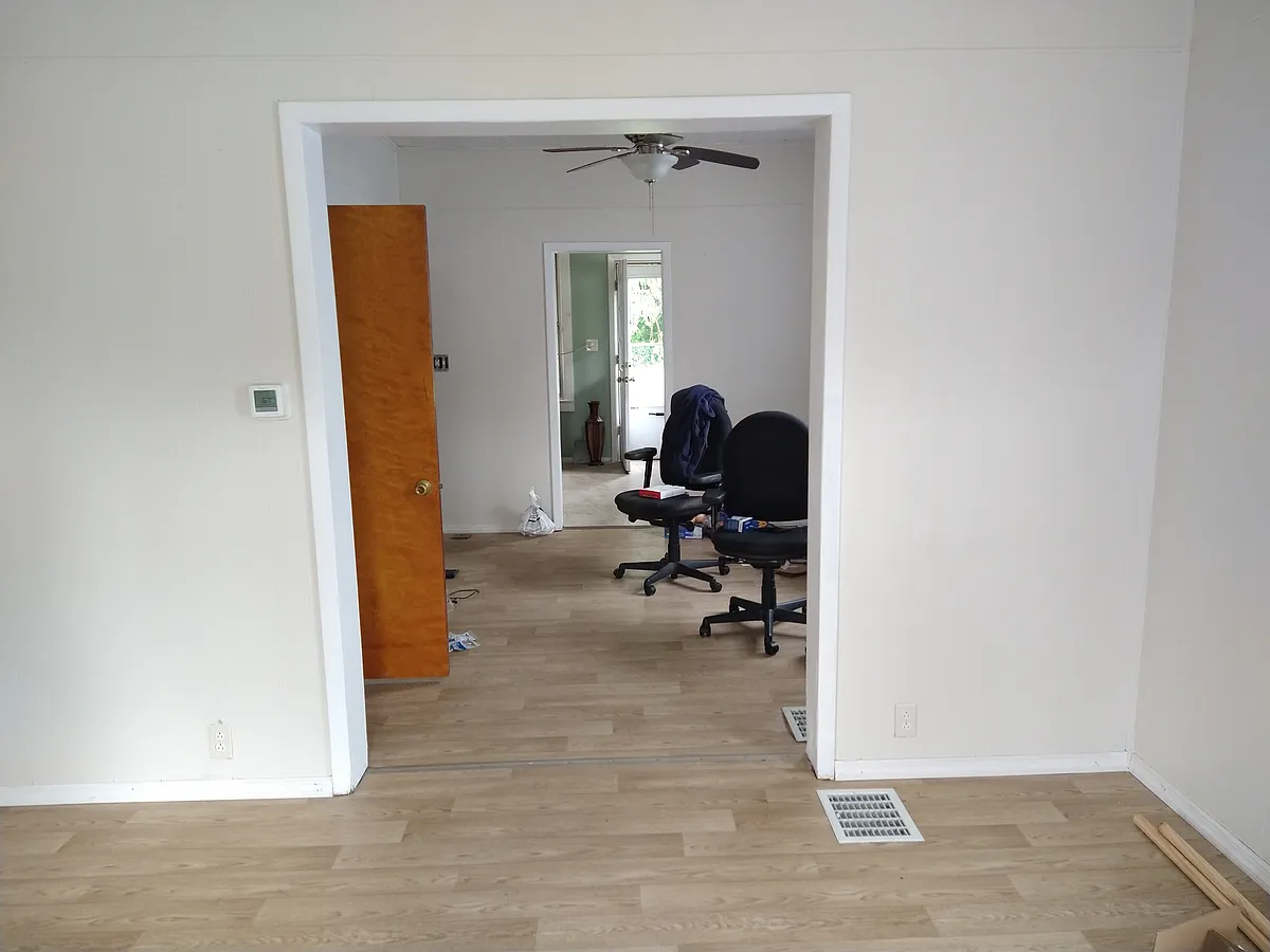 Building Photo - 2 Blacks Ter