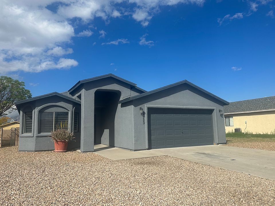 1st image of 2133 E Vera Cruz Vis