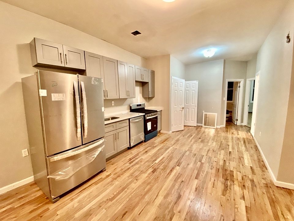 1st image of 684 Macdonough St #3