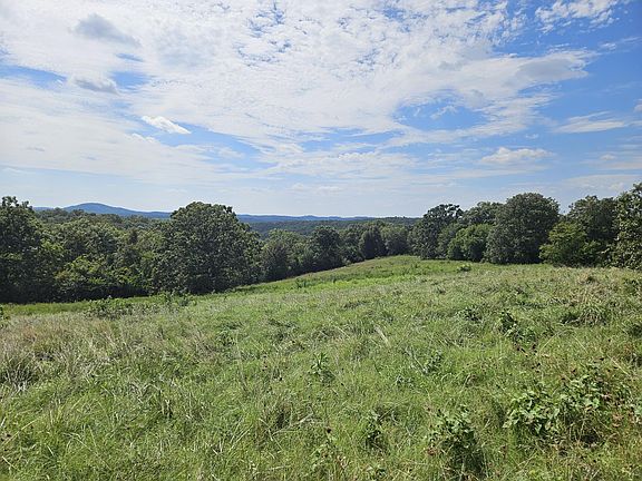4th image of 202 Happy Hills Farm