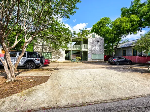 3206 King St APT 108, Austin, TX 78705