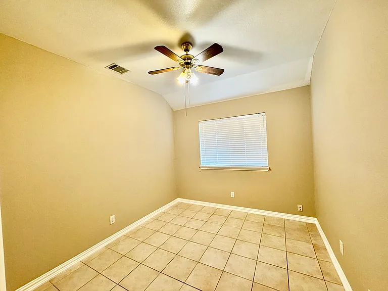 2151 Arbor Creek Dr — Photo 20