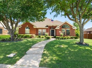 5614 McKinley Ln, Richardson, TX 75082