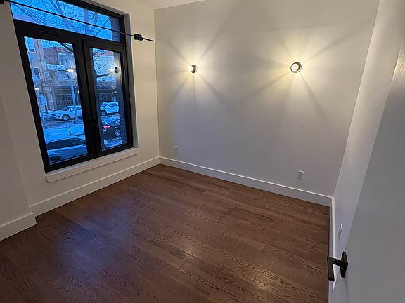 3rd image of 73 McGuinness Blvd #2A