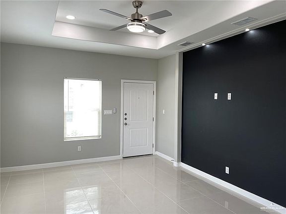 5th image of 201 West Dr #3
