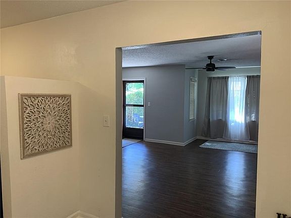 4th image of 1614 W 44th St