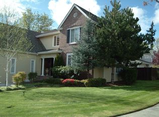 3432 NE 23rd Pl, Renton, WA 98056