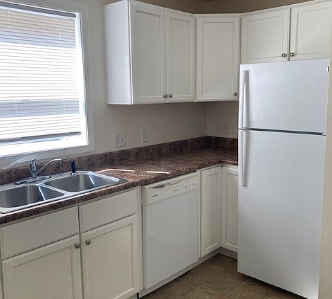 3rd image of 1218 3rd Ave APT 8