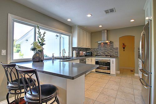 1st image of 377 Chateau La Salle Dr