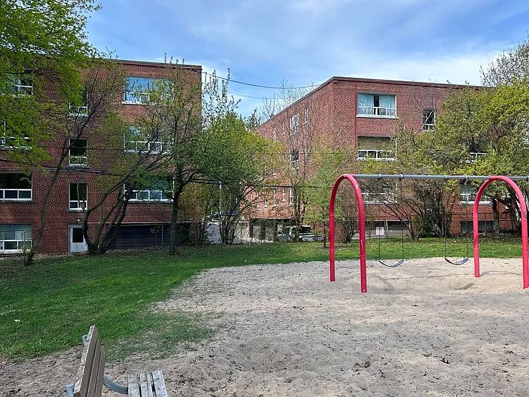 1299 Bayview Ave #18 — Photo 11