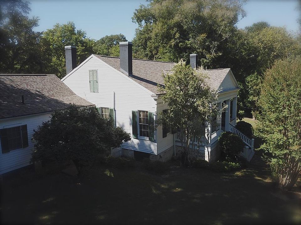 1st image of 100 Greenwood St