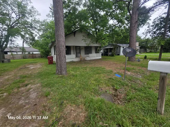 1903 N Main St, Bonham, TX 75418