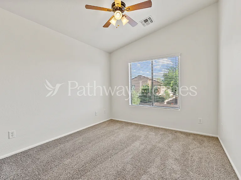 41166 W Sanders Way — Photo 13