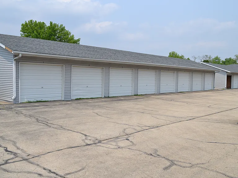 14995 Liston Ave — Photo 11