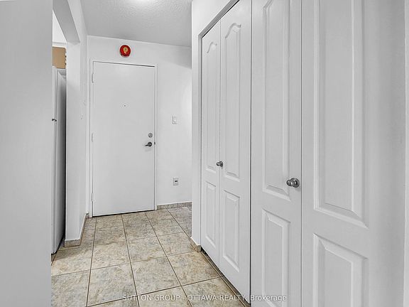 4th image of 2044 Arrowsmith Dr #202A