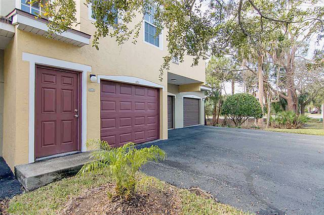 1st image of 2000 Mariposa Vista Ln