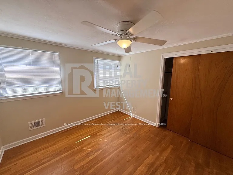 1933 Deerwood Pl — Photo 13