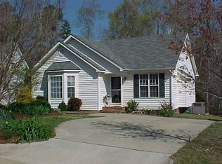 162 Creekbrook Ct, Garner, NC 27529
