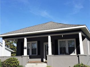 131 London Ln, Mount Airy, NC 27030