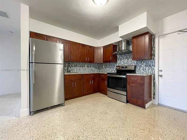 510 NE 4th Ave #510 — Photo 8