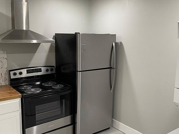 2nd image of 2106 Stonewall St APT 2B