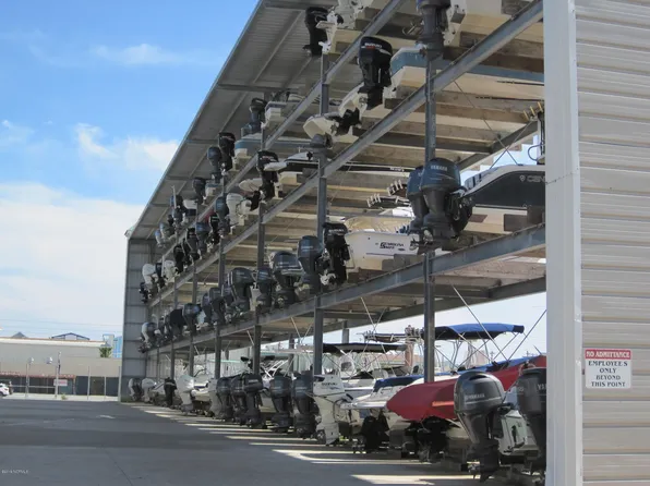 111 N New River Drive #I31, Surf City, NC 28445