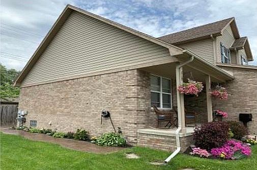 5th image of 22623 Dorion St