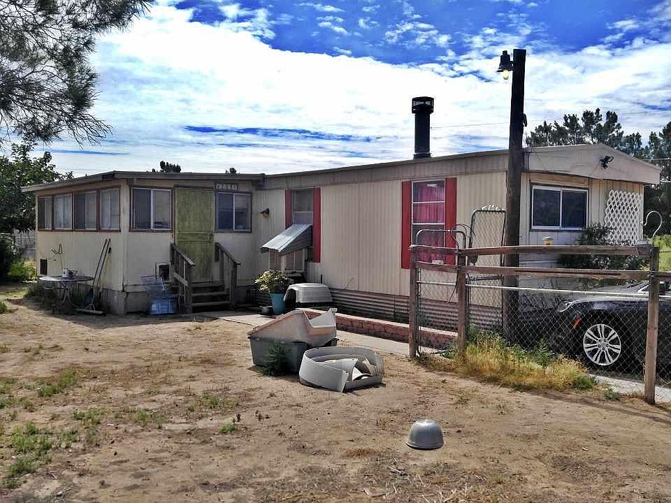 1st image of 208 W Lisa Dr