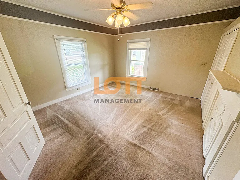 105 Arrington Ave — Photo 10