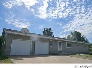912 235th St, Osceola, WI 54020