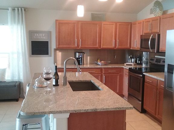 Kitchen Island w/ Farm Sink