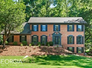 2845 Roxburgh Dr, Roswell, GA 30076
