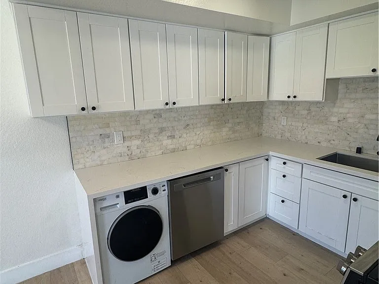 17422 Keelson Ln #4 — Photo 3
