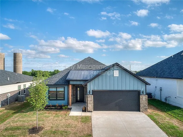 8104 NW 151st Cir — Photo 34