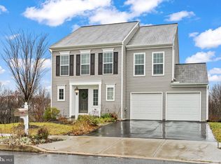 7020 Beech Tree Dr, Harrisburg, PA 17111