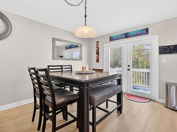 5th image of 8517 43RD AVENUE W