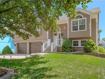 1103 Keagon Ave, Greenwood, MO, 64034